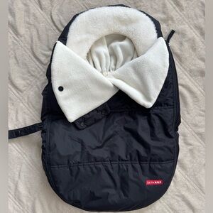 Skip Hop Stroll & Go Carseat Cover Muff for Cold Weather